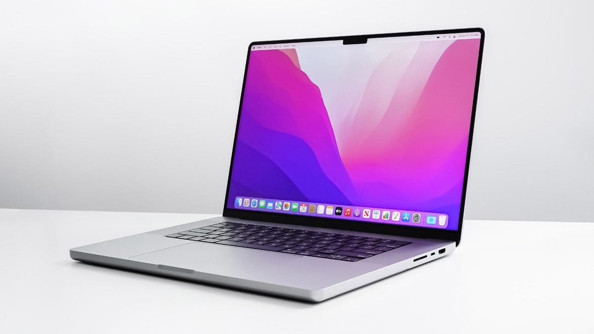 MacBook Pro M2 – Best Overall